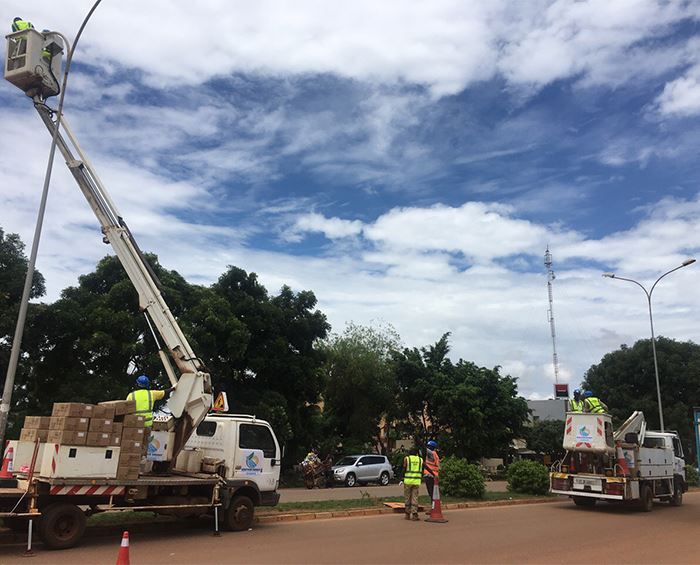 LED Streawd köçeleri daşky gurşawa üns berilmez 左蓉 - 宣盟 宣盟 {1-7
