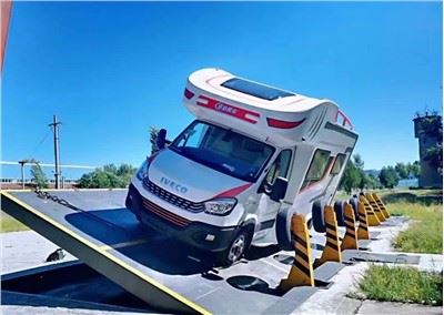 UV bejerýän suw geçirmeýän gaýyklar örtügi